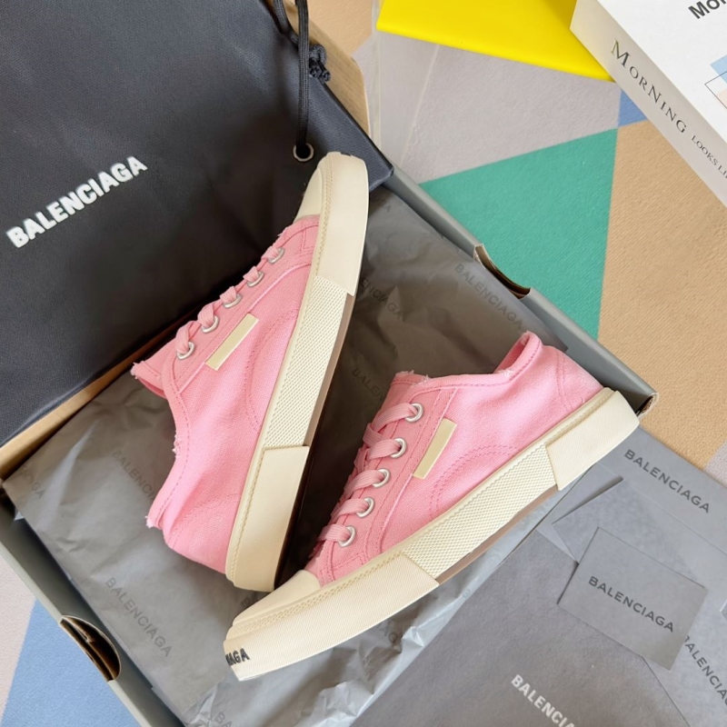 Balenciaga Low Shoes